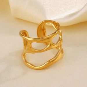 JUALIVA Abstract Wave Gold Ring – Modern Sculptural Adjustable Statement Ring