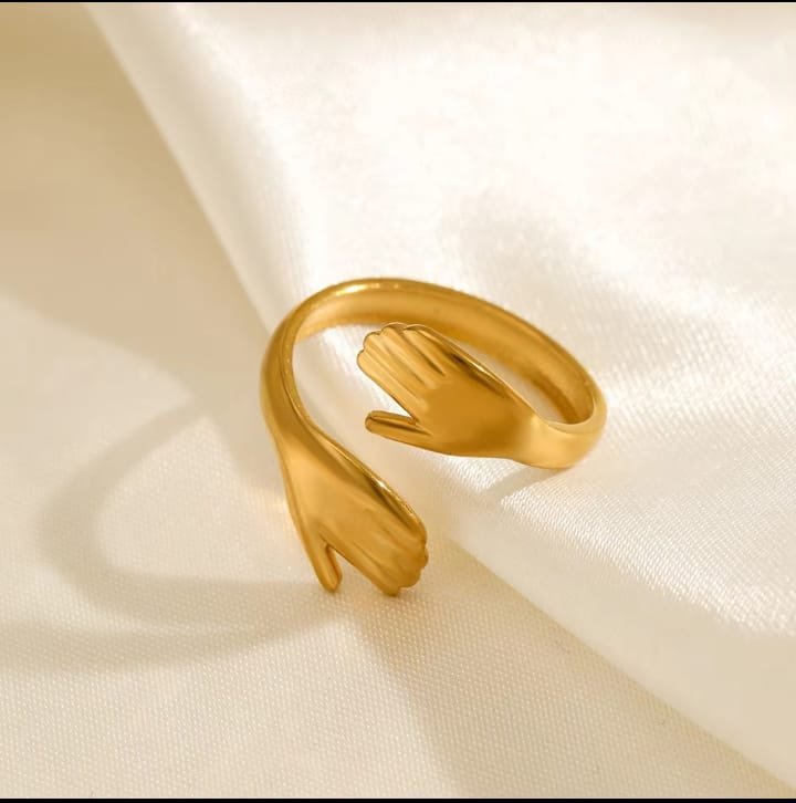 JUALIVA Golden Embrace Hand Ring – Adjustable Symbolic Open Ring for Women