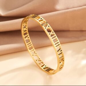 JUALIVA Geometric Aura Cutout Gold Bangle