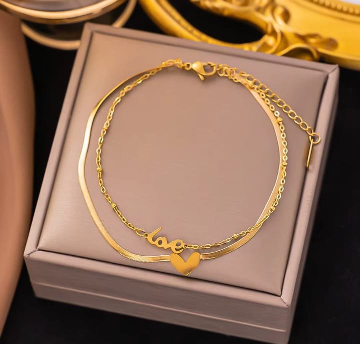 JUALIVA Love & Heart Minimal Gold Bracelet