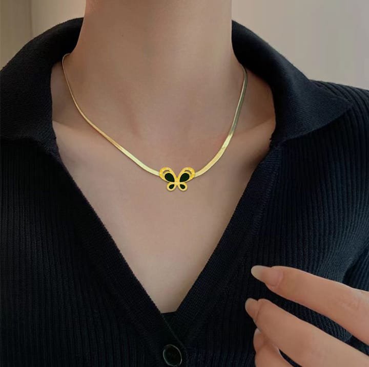 JUALIVA Anti-Tarnish Butterfly Charm Gold Necklace (Minimal Chic Design)